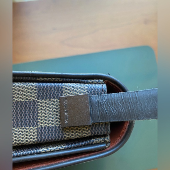 Es. Retail $1400 Authentic Louis Vuitton Damier Ebene Tribeca Carre Bag - Picture 4 of 7